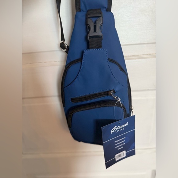 Navy Blue Sling Backpack Crossbody Bag‎ with Multiple Zippered Compartments NWT - Picture 4 of 7